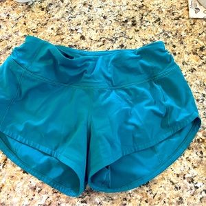 Lululemon Speed Up shorts